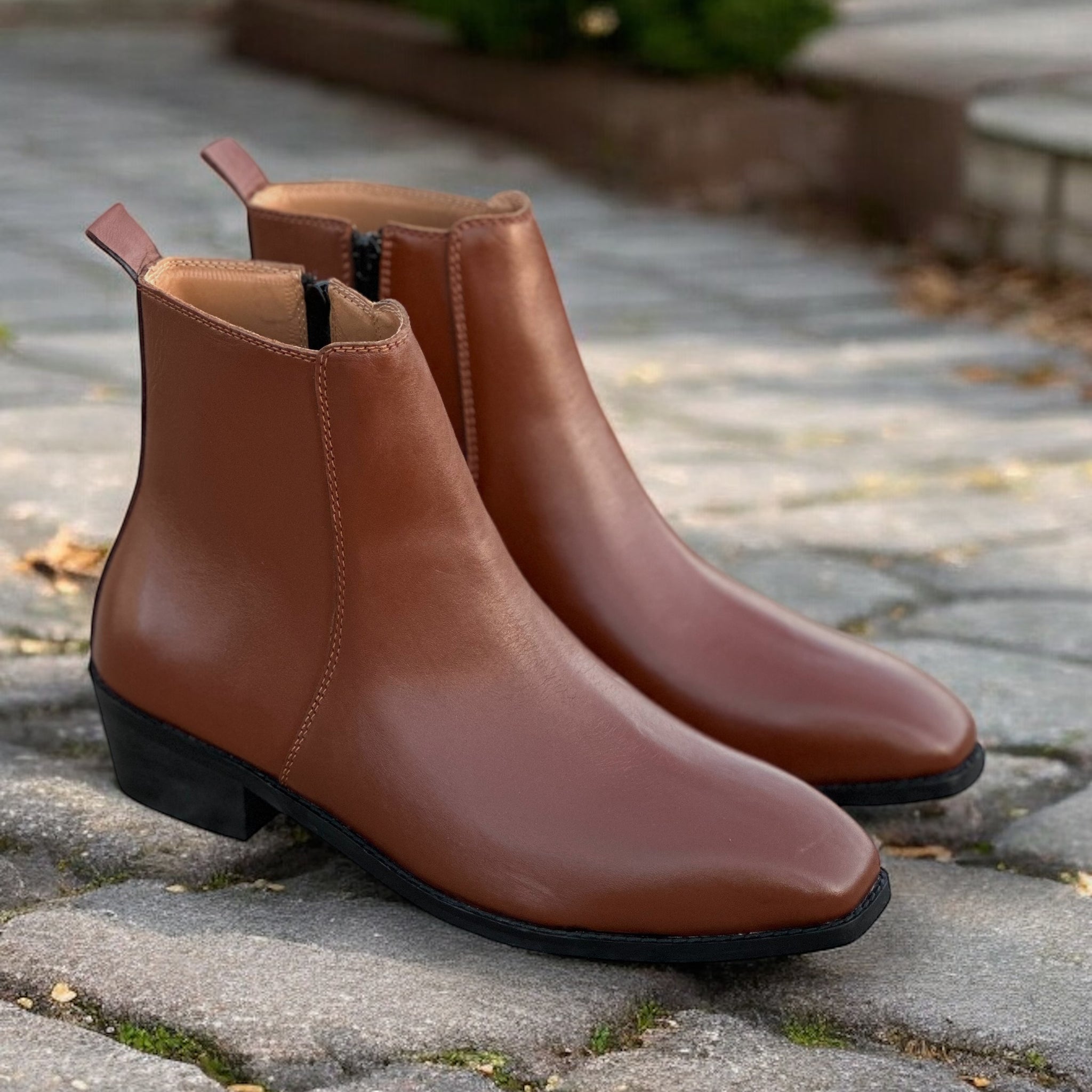 Vintage Cognac Chelsea Boots